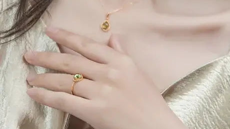 Natural Crystal Rings: Bling with Benefits (and a Dash of Magic)